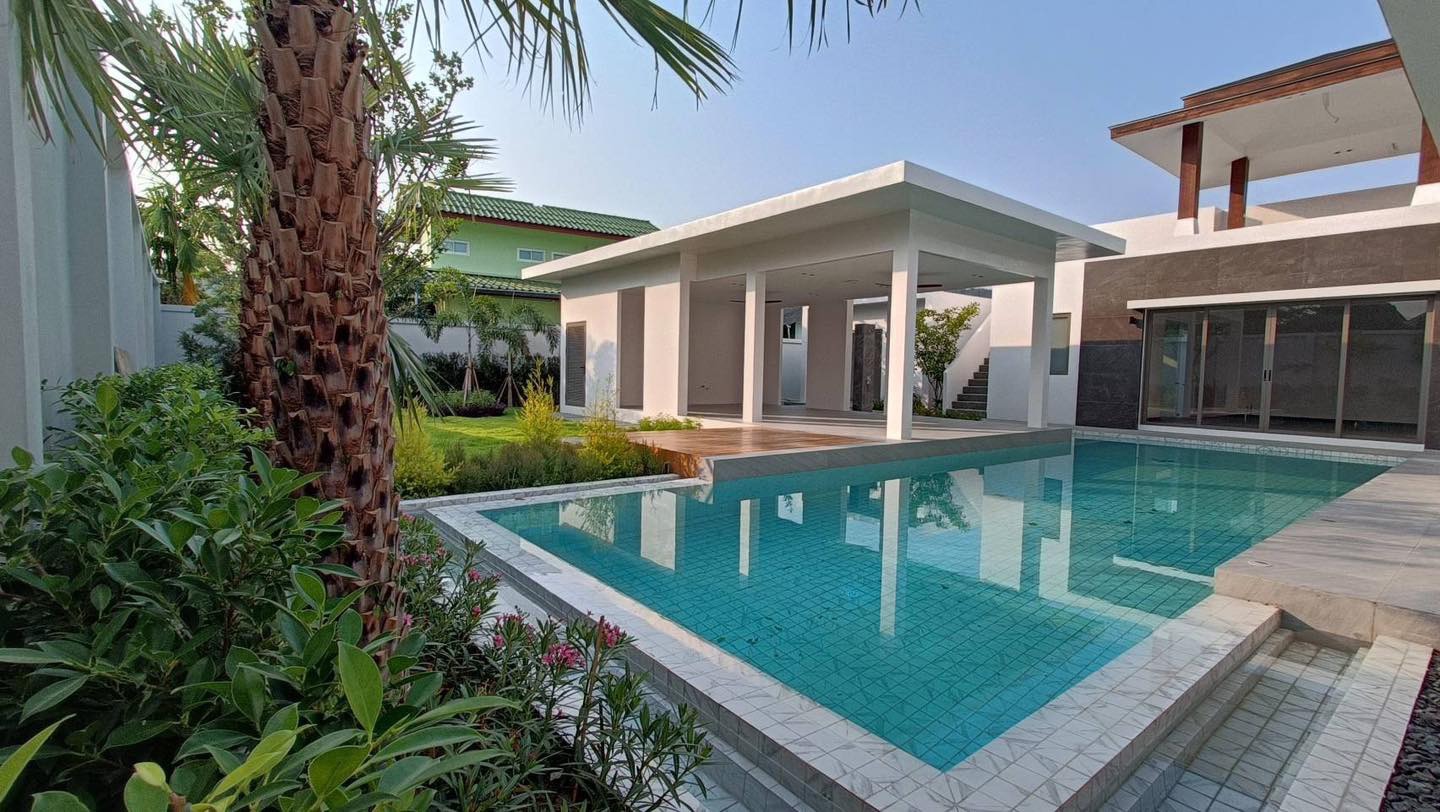 Luxury Pool Villa  Chiang Rai
